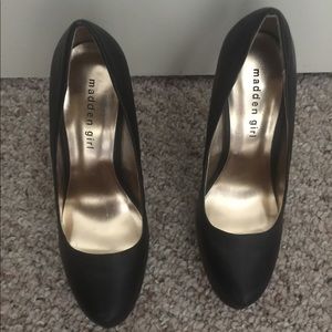 Madden girl 7.5 black heels